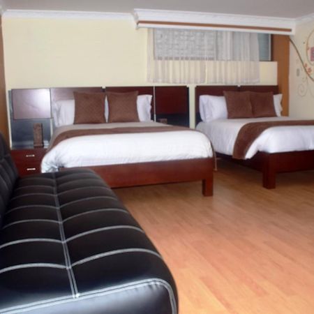 La Kapital Hotel Ambato Buitenkant foto